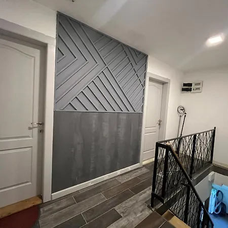 Apartment Garmani I