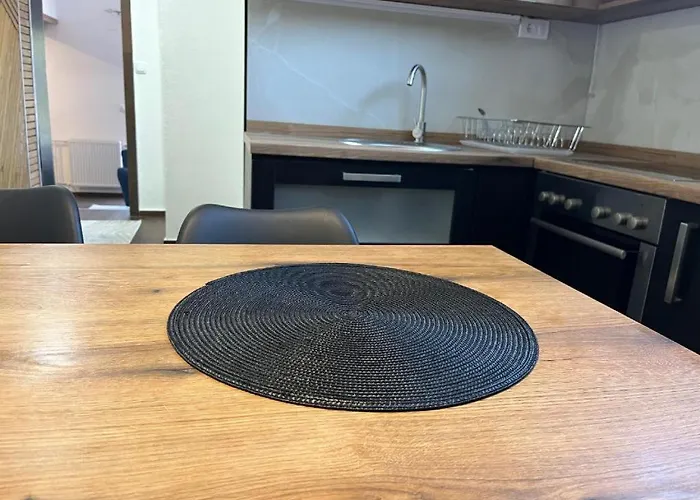 Apartment Garmani I *